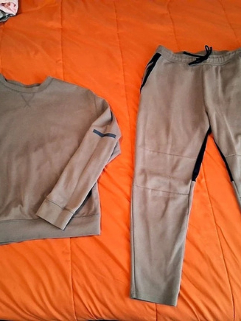 H&M Sport Men's L Beige Fleece 2-Pc Sweatsuit Set Drawstring Pockets